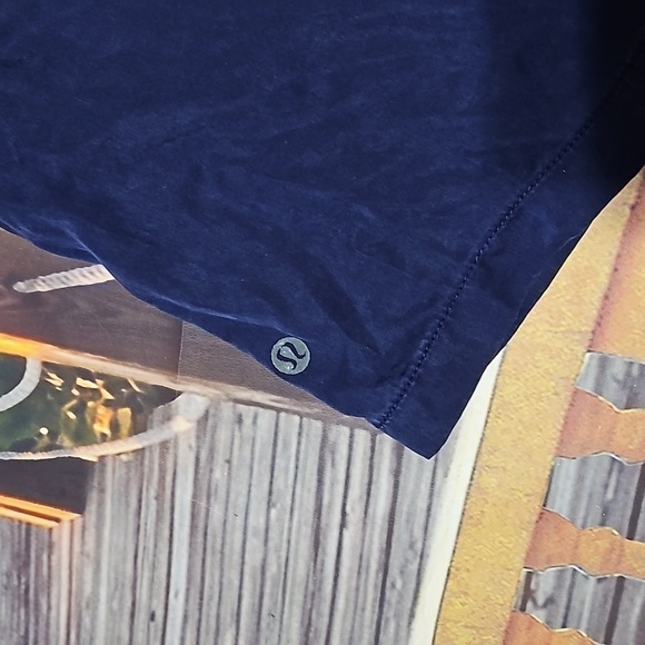 Lululemon Bluish Purple Shorts Size 6 - Picture 4 of 4